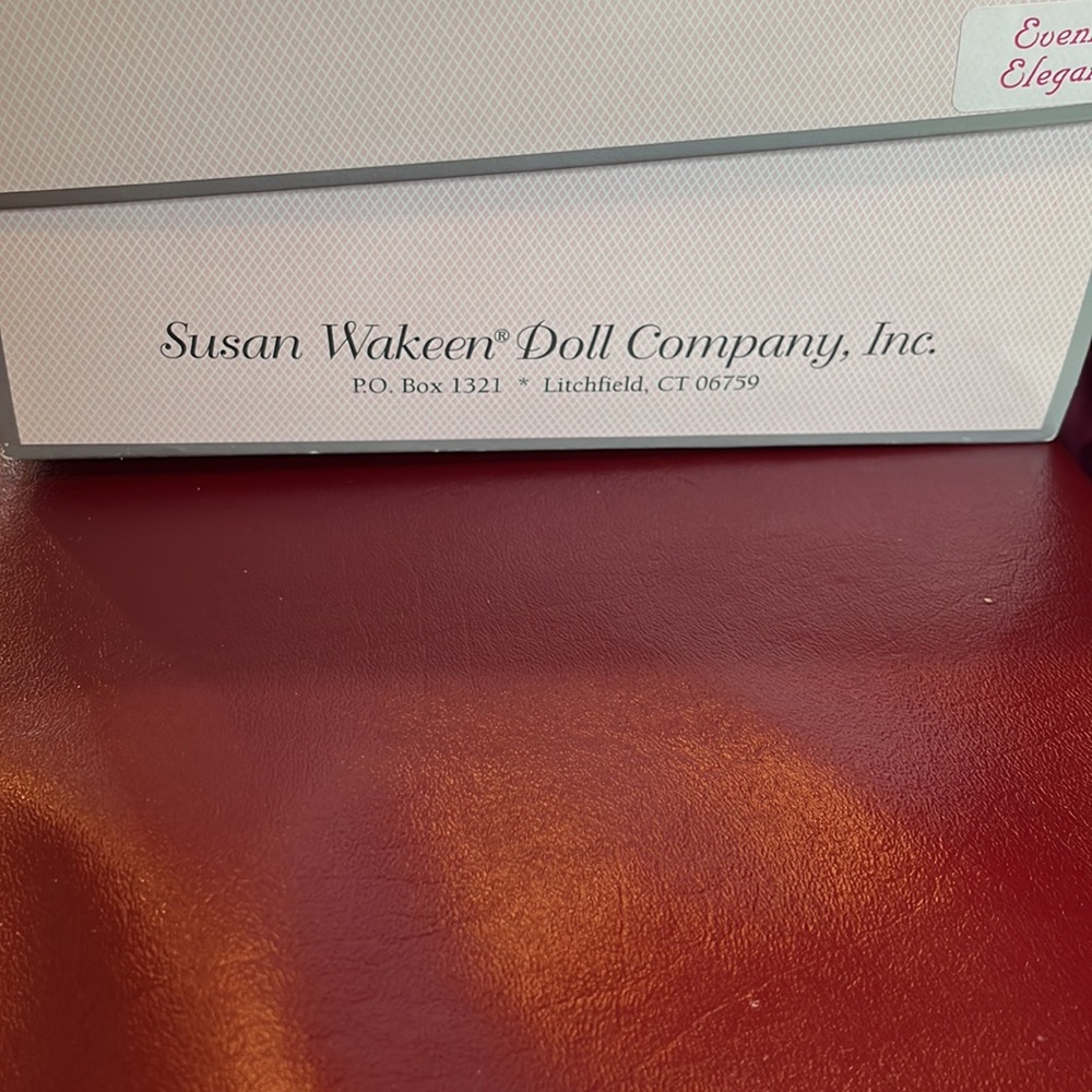 Susan Wakeen Doll Company- All About Eve - Picture 7 of 9